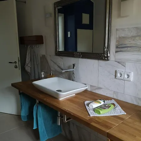In Der Wassermuhle Am Schloss Apartment *